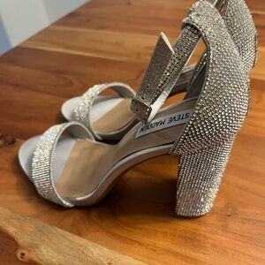 Steve Madden Glittering Silver Heels Size 8.5